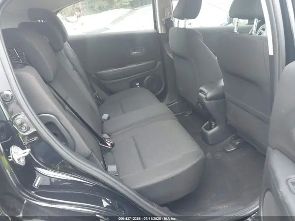 3CZRU6H30HG706870 2017 HONDA HR-V - Image 8
