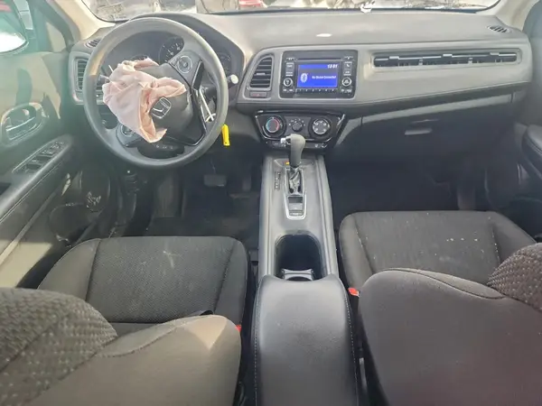 3CZRU6H30HG708621 2017 HONDA HR-V - Image 8