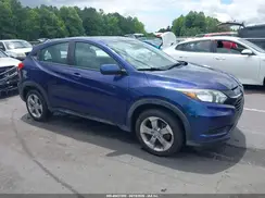 3CZRU6H30HM700682 2017 HONDA HR-V