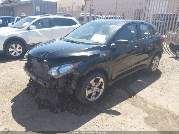 3CZRU6H30HM700777 2017 HONDA HR-V - Image 2