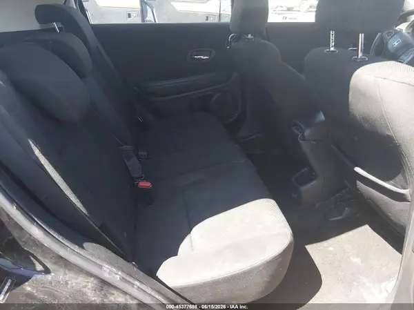 3CZRU6H30HM700777 2017 HONDA HR-V - Image 8