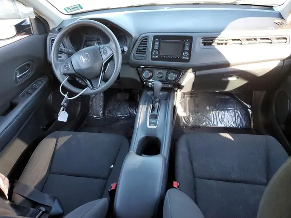 3CZRU6H30HM702156 2017 HONDA HR-V - Image 8