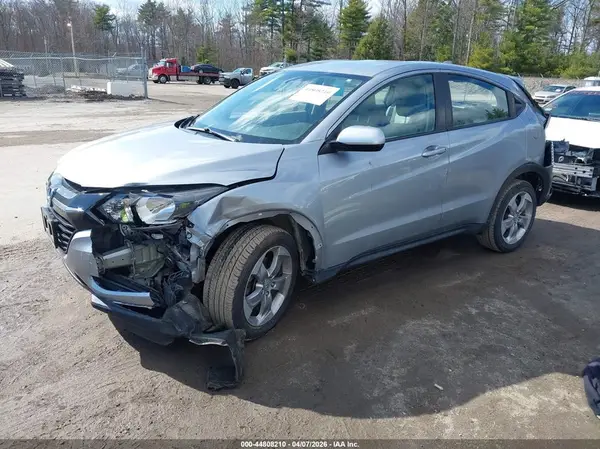 3CZRU6H30HM704599 2017 HONDA HR-V - Image 2