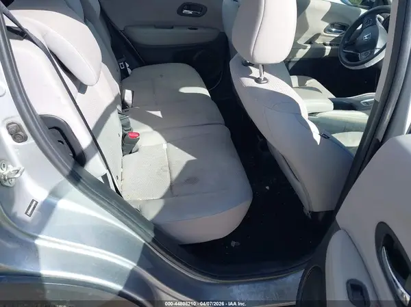 3CZRU6H30HM704599 2017 HONDA HR-V - Image 8