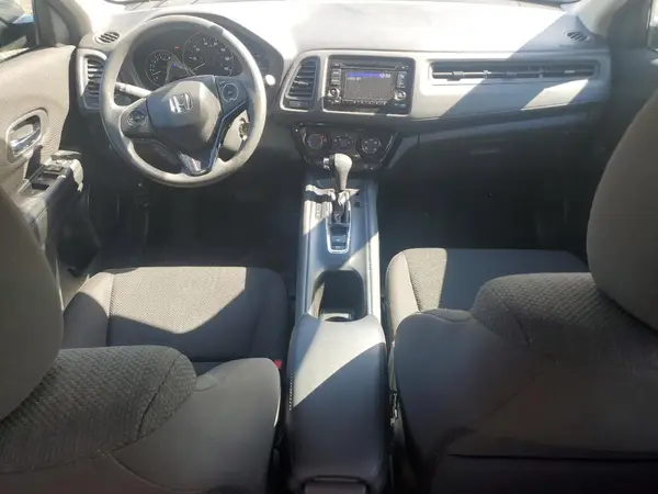 3CZRU6H30HM715375 2017 HONDA HR-V - Image 8