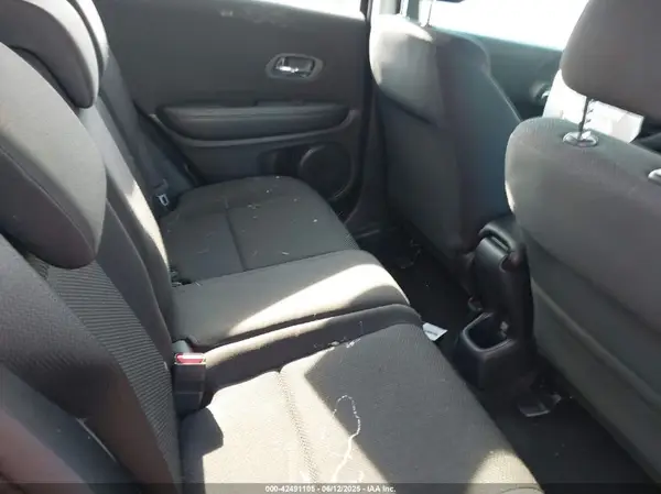 3CZRU6H30JG700895 2018 HONDA HR-V - Image 8