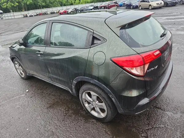 3CZRU6H30JG701514 2018 HONDA HR-V - Image 2