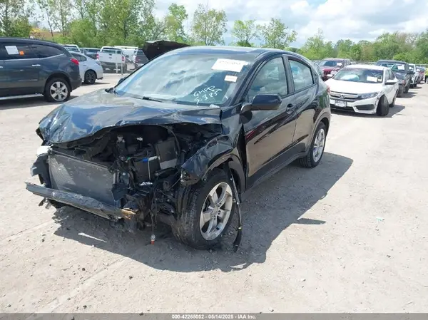 3CZRU6H30JG721522 2018 HONDA HR-V - Image 2