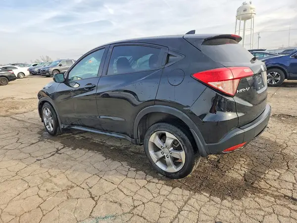 3CZRU6H30JG724064 2018 HONDA HR-V - Image 2