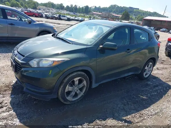 3CZRU6H30JG724226 2018 HONDA HR-V - Image 2