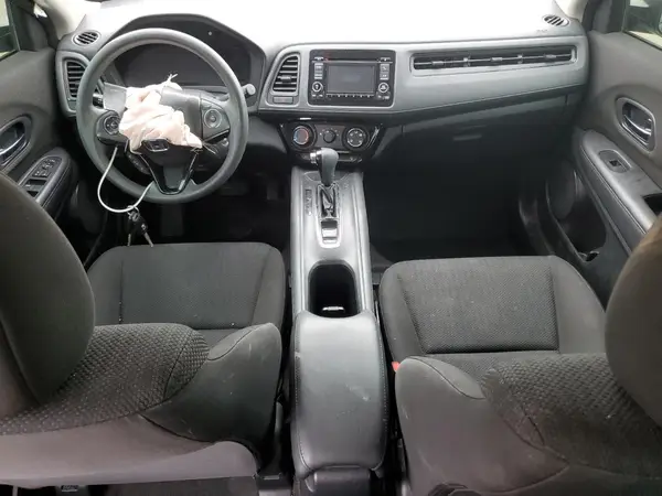 3CZRU6H30JG725778 2018 HONDA HR-V - Image 8
