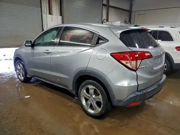 3CZRU6H30JG725926 2018 HONDA HR-V - Image 2