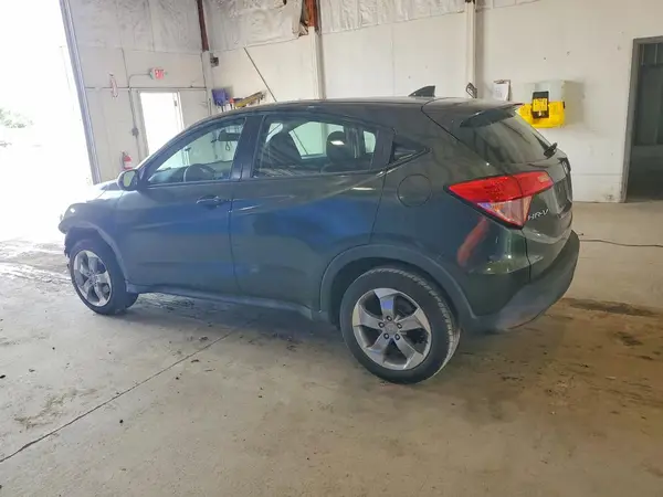 3CZRU6H30JG726574 2018 HONDA HR-V - Image 2