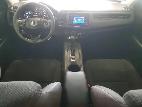 3CZRU6H30JG726574 2018 HONDA HR-V - Image 8