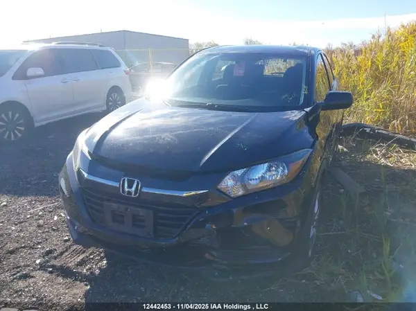3CZRU6H30JM103652 2018 HONDA HR-V - Image 2