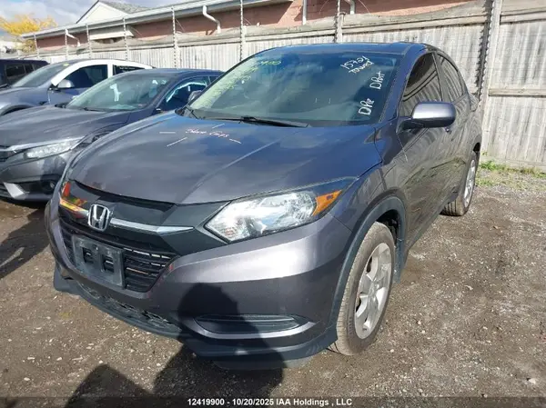 3CZRU6H30JM104493 2018 HONDA HR-V - Image 2