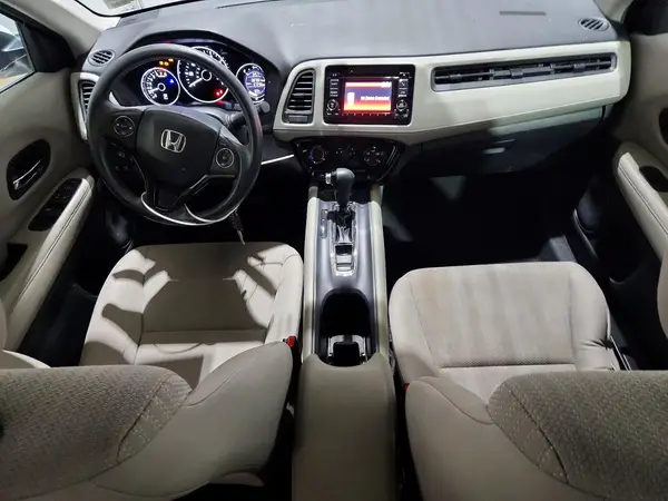 3CZRU6H30JM703071 2018 HONDA HR-V - Image 8