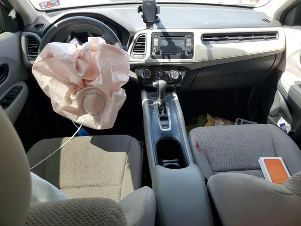 3CZRU6H30JM724602 2018 HONDA HR-V - Image 8