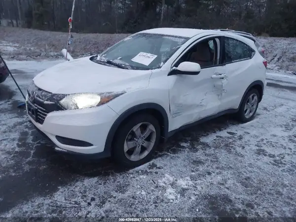 3CZRU6H30JM725409 2018 HONDA HR-V - Image 2