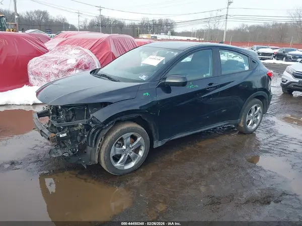 3CZRU6H30KG704009 2019 HONDA HR-V - Image 2