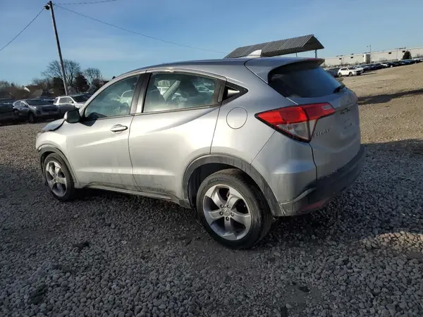 3CZRU6H30KG714670 2019 HONDA HR-V - Image 2