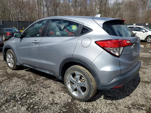3CZRU6H30KG715916 2019 HONDA HR-V - Image 2