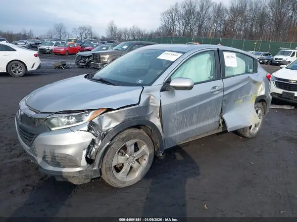 3CZRU6H30KG719030 2019 HONDA HR-V - Image 2