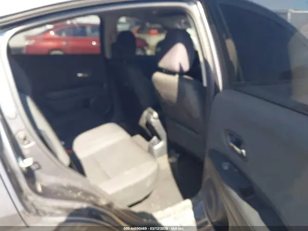 3CZRU6H30KG721022 2019 HONDA HR-V - Image 8