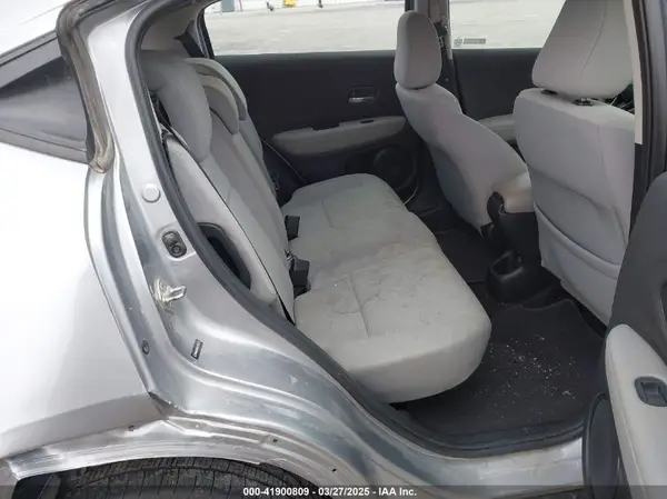 3CZRU6H30KG722512 2019 HONDA HR-V - Image 8