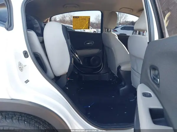 3CZRU6H30KM743765 2019 HONDA HR-V - Image 8
