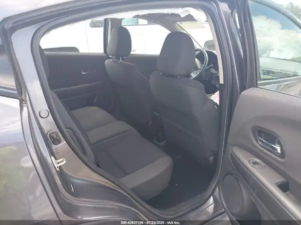 3CZRU6H30LG701418 2020 HONDA HR-V - Image 8