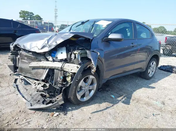 3CZRU6H30LM725011 2020 HONDA HR-V - Image 2