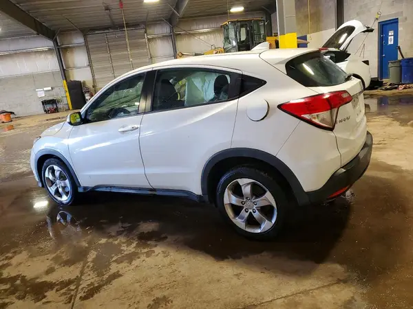 3CZRU6H30LM728913 2020 HONDA HR-V - Image 2