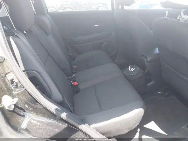 3CZRU6H30LM739135 2020 HONDA HR-V - Image 8