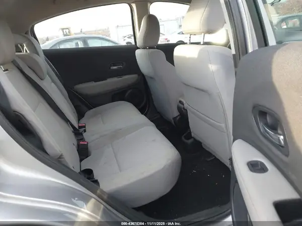 3CZRU6H30MM708856 2021 HONDA HR-V - Image 8