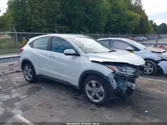 3CZRU6H30MM738018 2021 HONDA HR-V