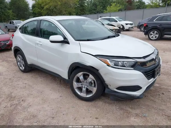 3CZRU6H30MM747446 2021 HONDA HR-V - Image 1