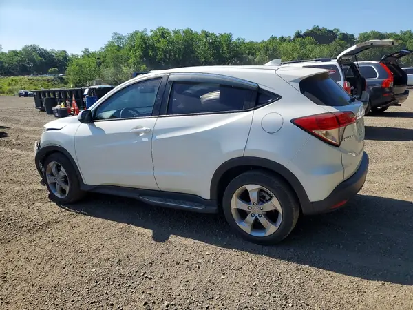 3CZRU6H30NM709054 2022 HONDA HR-V - Image 2