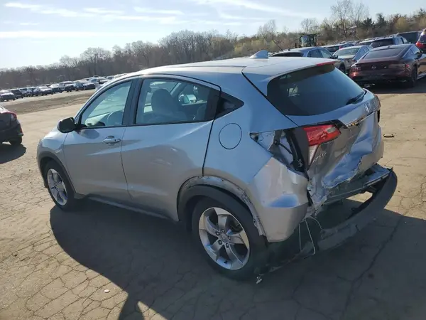 3CZRU6H30NM720328 2022 HONDA HR-V - Image 2