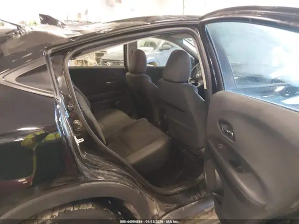 3CZRU6H30NM724542 2022 HONDA HR-V - Image 8