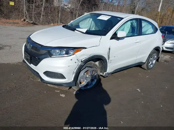 3CZRU6H30NM732687 2022 HONDA HR-V - Image 2