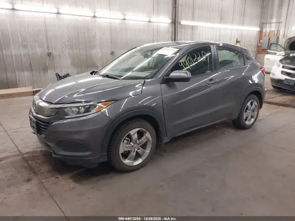 3CZRU6H30NM733368 2022 HONDA HR-V - Image 2