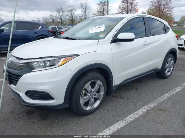 3CZRU6H30NM741325 2022 HONDA HR-V - Image 2