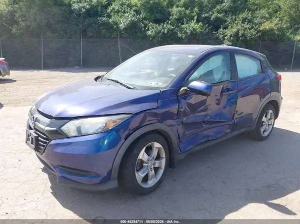 3CZRU6H31GM715383 2016 HONDA HR-V - Image 2