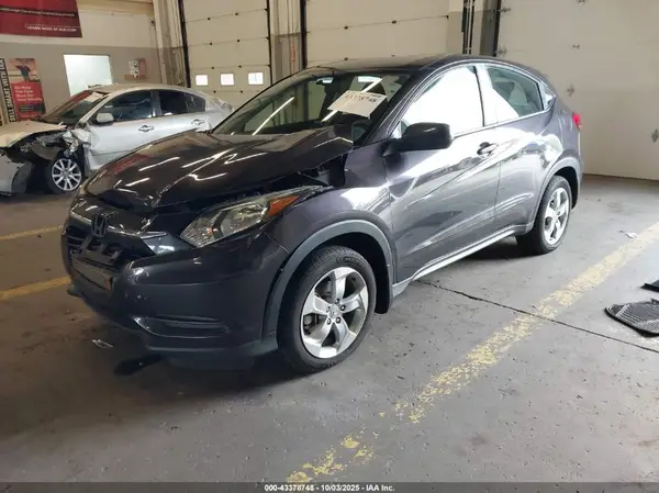 3CZRU6H31GM736718 2016 HONDA HR-V - Image 2