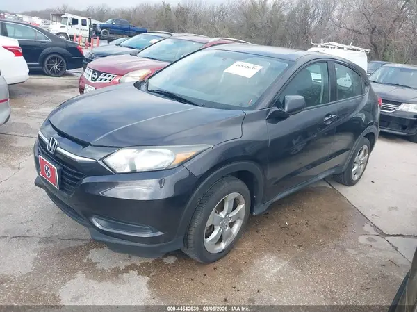3CZRU6H31GM747797 2016 HONDA HR-V - Image 2