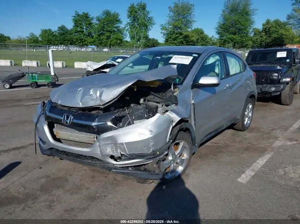 3CZRU6H31GM752188 2016 HONDA HR-V - Image 2