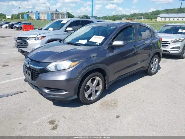 3CZRU6H31GM759707 2016 HONDA HR-V - Image 2