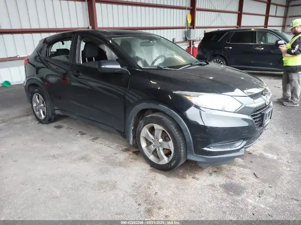 3CZRU6H31GM765622 2016 HONDA HR-V - Image 1