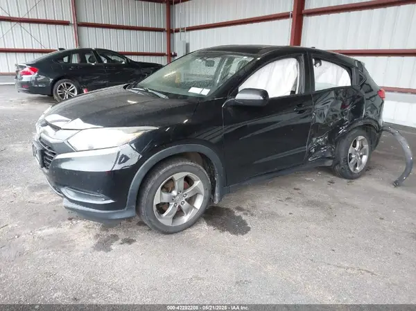 3CZRU6H31GM765622 2016 HONDA HR-V - Image 2